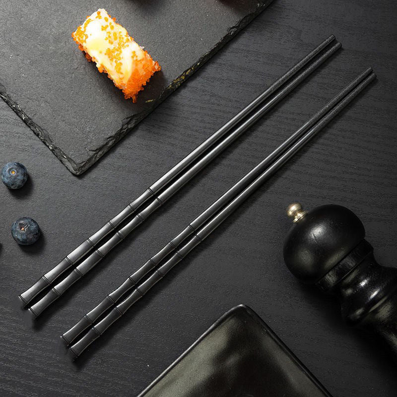 1 pair Japan Sushi Chopsticks Set Alloy Chopsticks Pointed Black High Temperature Resistant Cutlery Kitchen Accessories