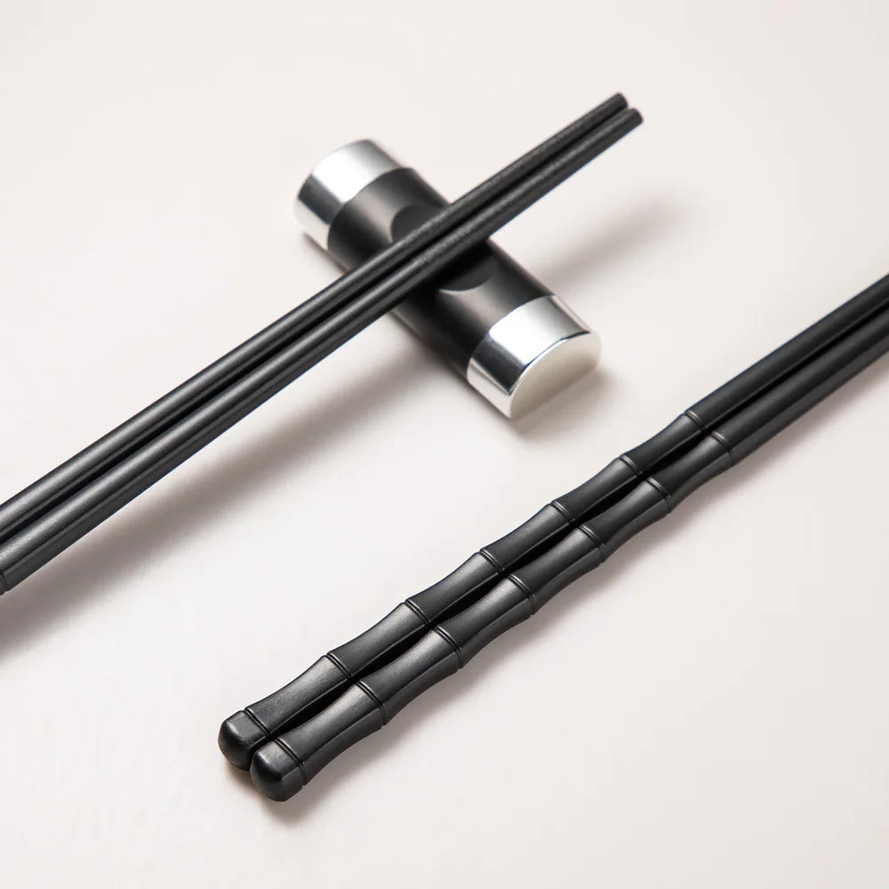 1 pair Japan Sushi Chopsticks Set Alloy Chopsticks Pointed Black High Temperature Resistant Cutlery Kitchen Accessories